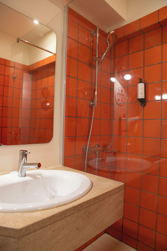 Bathroom 4, WOT Lagos Montemar Soul, Lagos