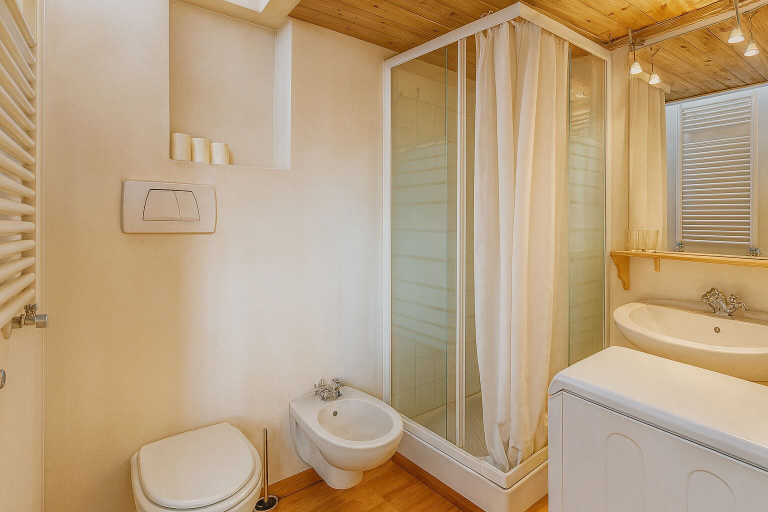 Bathroom, dHomes Apartments & Rooms-Duomo Delight, Milano