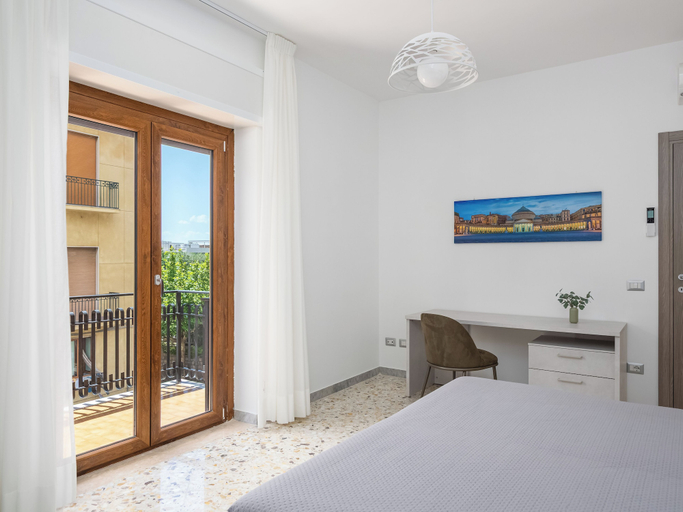 Bedroom 3, Zephiro, Napoli