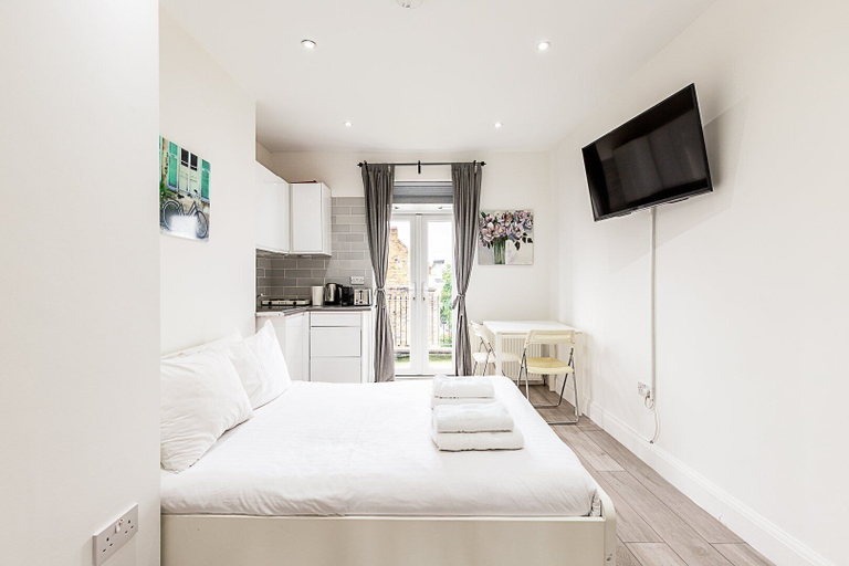 Room 3, North End Hideaway, London