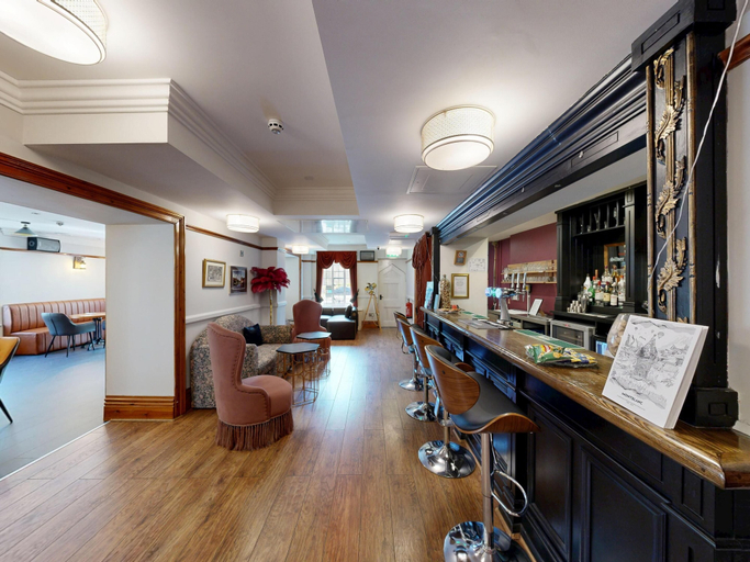 Food & Drinks 5, High Tor Hotel, Derbyshire