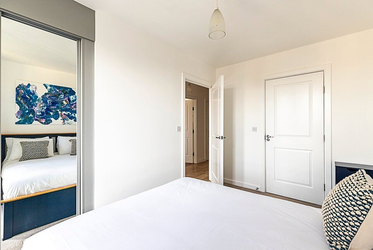Bedroom 3, Stepney Green City Apartment, London