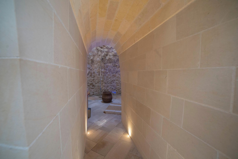 Spa 2, Trullo Meraviglia With Garden And Pool, Lecce
