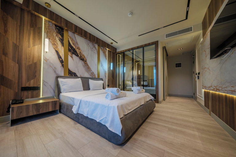 Bedroom 5, AKÇAY GOLDEN STONE HOTEL, Edremit