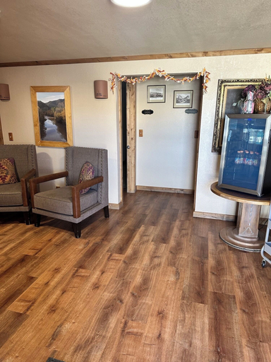 Lobby 2, General Kearny Inn, Pinal