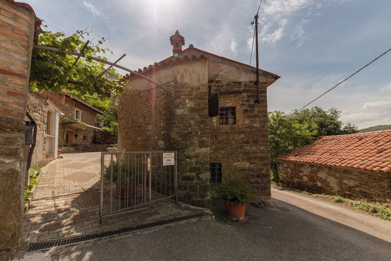 Property grounds 4, Fairy-tale Tiny House From 17th Century, Koper