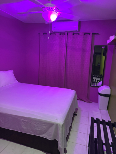 Bedroom 3, EL REY MOTEL & RESTAURANT