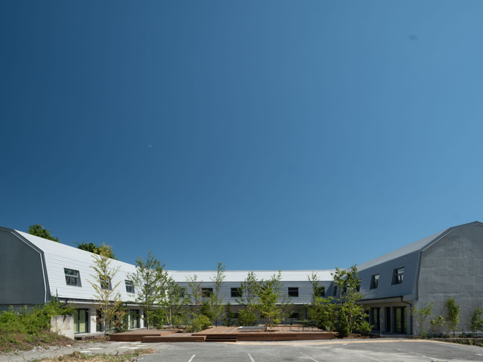Primary image