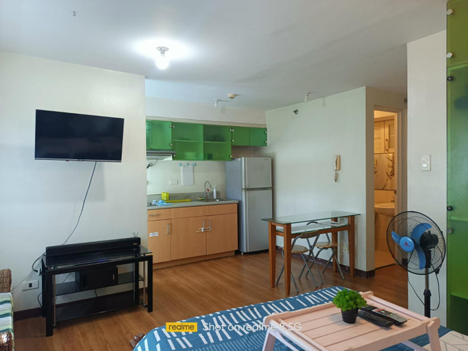 Others 5, WestParc Cedar Alabang, Muntinlupa
