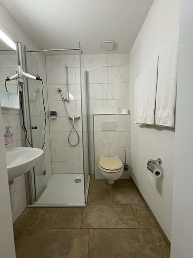 Bathroom 3, Landgasthof zum Zimmermann, See-Gaster