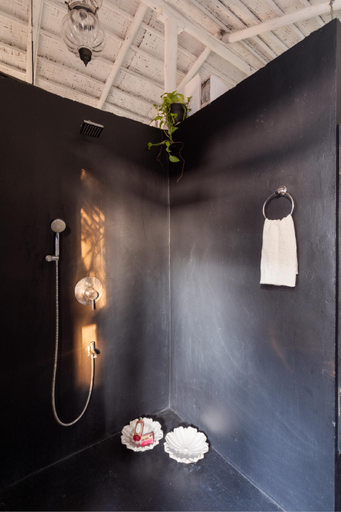 Bathroom 3, Ashwem Beach Cottage. @ashwembeachcottagegoa, North Goa