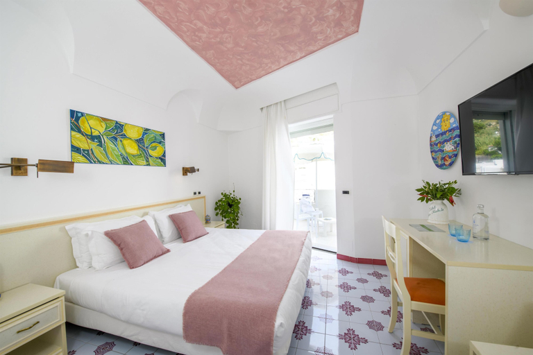 Bedroom 3, Hotel Terme San Michele & SPA, WorldHotels Distinctive Adults Only, Napoli