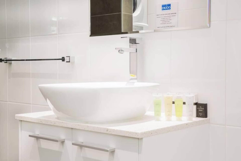 Bathroom 3, Richmond Central Apartments, Melbourne