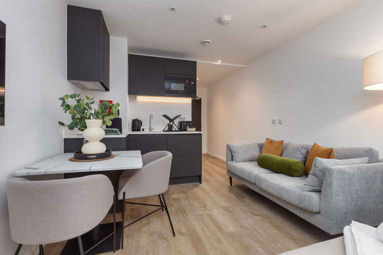Room 2, Elegant Manchester Studio, Manchester