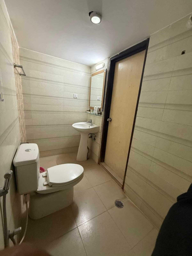 Bathroom 4, Hotel The NAS Residence, Dhaka