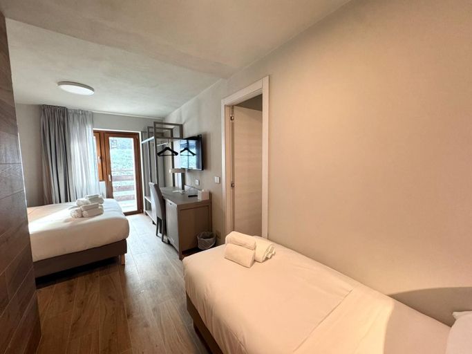 Bedroom 2, Lift Hotel, Torino