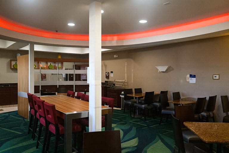 Food & Drinks 5, Best Western Hesperia-Victorville Suites, San Bernardino