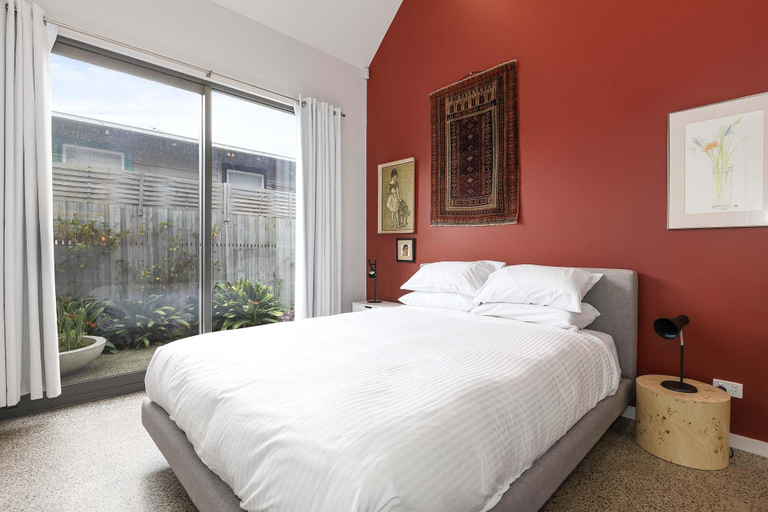 Bedroom, Spacious 1-Bed Townhouse in Norlane, Corio - Inner