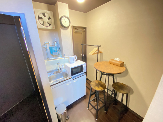 Others 5, AkiraHome Dobutsuenmae, Osaka