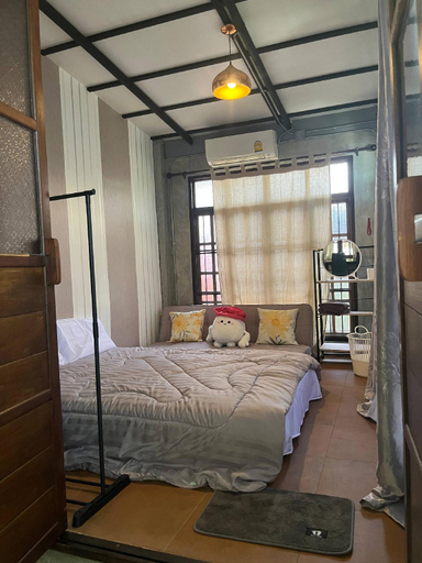 Bedroom 2, Wongtawan House with comfortable relaxing time, Saraphi