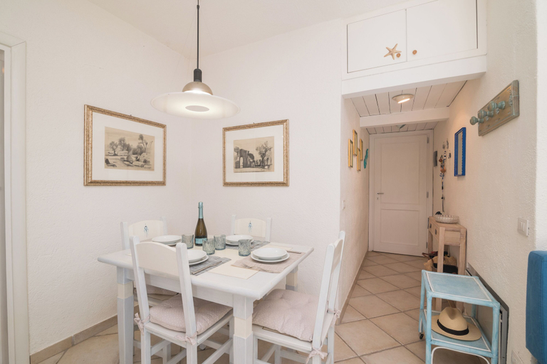 Dining 5, Il Vecchio Faro A37 150m From The Beach, Olbia-Tempio