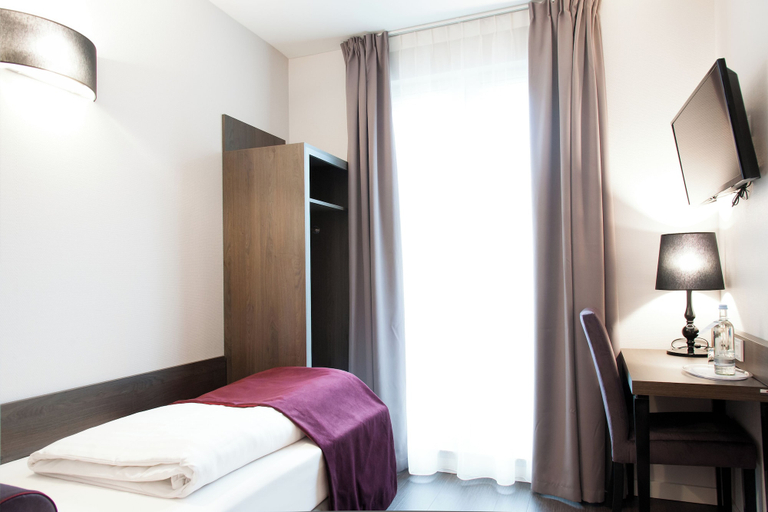 Bedroom 3, Fair Hotel Europaallee, Frankfurt am Main