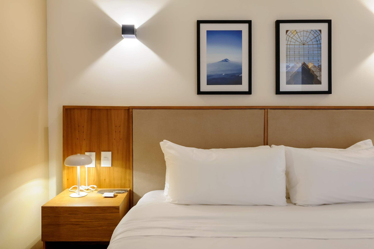 Room 5, w Stylish Loft w/ Balcony in Colima, Mexico City