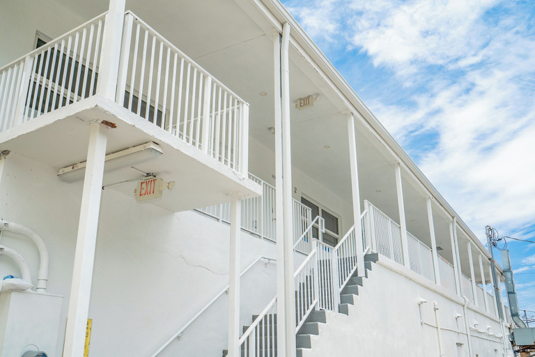Exterior detail 2, BeachSide 9th Residences, Broward