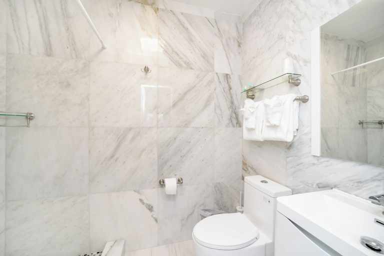 Bathroom 4, Deco Boutique Hotel, Broward