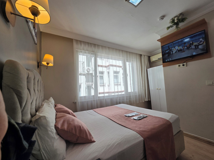 Bedroom 4, TAKSİM LİFE HOUSE, Beyoğlu