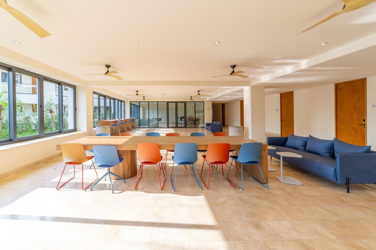 Dining 5, Zantamar 502 C, Compostela