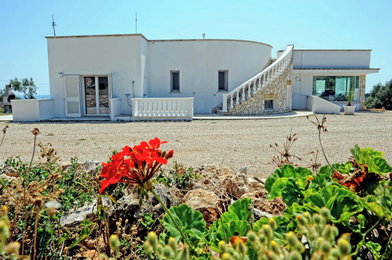 Exterior & Views 2, Complesso Villa Vanissia, Lecce