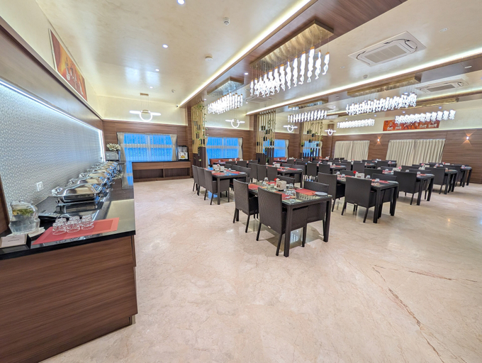 Food & Drinks 4, Highland Hotel, Bangalore