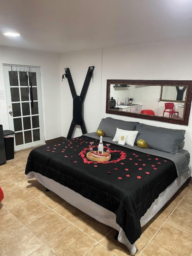 Room 3, Estudios 303