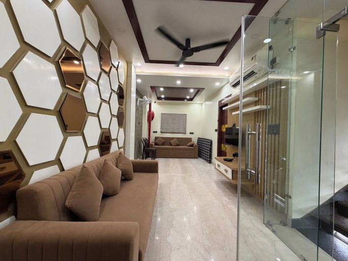 Others 5, Hotel Divyanshi Inn, Varanasi