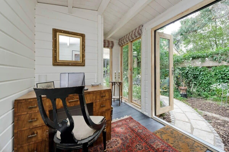 Others 5, Gorgeous 1 Bed Garden Flat, Kensal, London