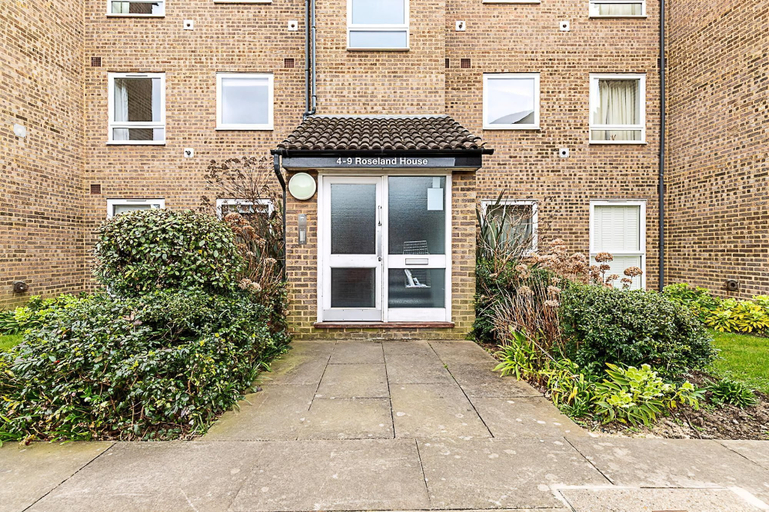 Exterior & Views, Bright 2-bed Home Near Putney Riverside, London