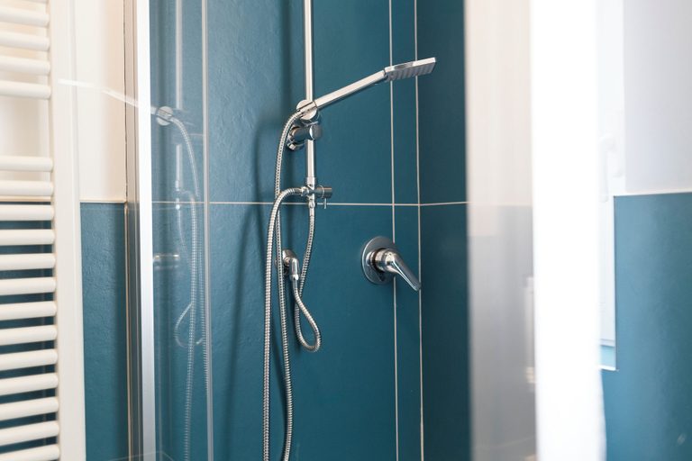 Bathroom 5, mare nel cuore rooms, Salerno