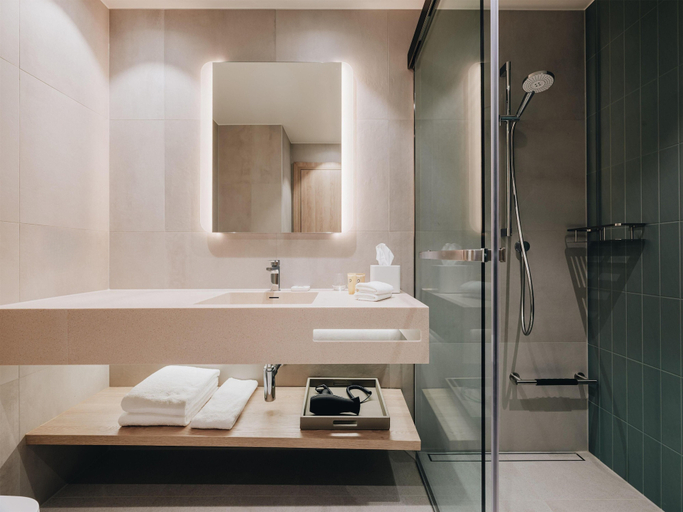 Bathroom 2, Hyatt Place Tallinn, Tallinn