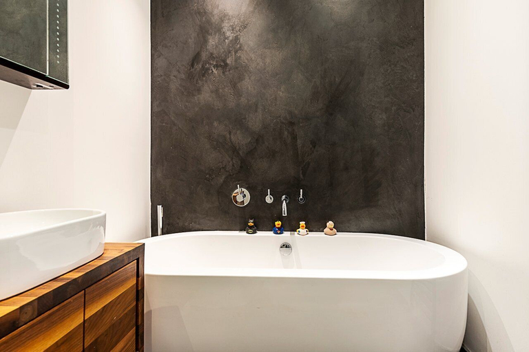 Bathroom 3, Rustic and Contemporary Haven in Brixton, London