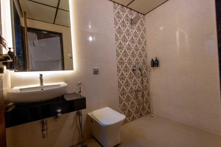 Bathroom 4, Vanah Villa And Resort, Pune