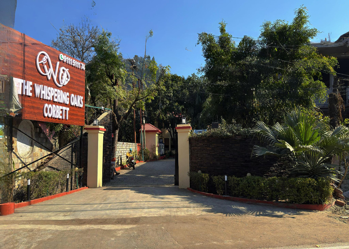 Entrance 4, The Whispering Oaks Corbett, Nainital