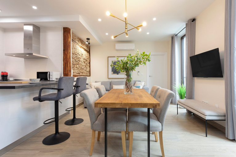 Others 4, Sophisticated House With Terrace. Plaza del Realejo, Granada