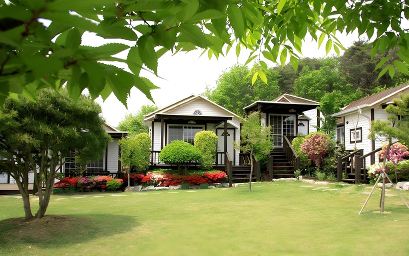 Others 2, Taean Four Season Pension, Taean