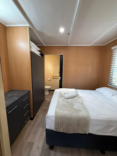 Bedroom 3, Hideaway Mission Beach Village, Johnstone
