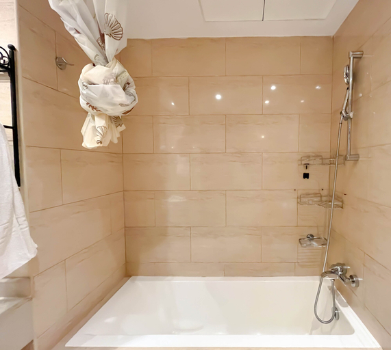 Bathroom 3, Peaceful Lagoon View l 1BR in RAK With Balcony, Ras Al Khaimah