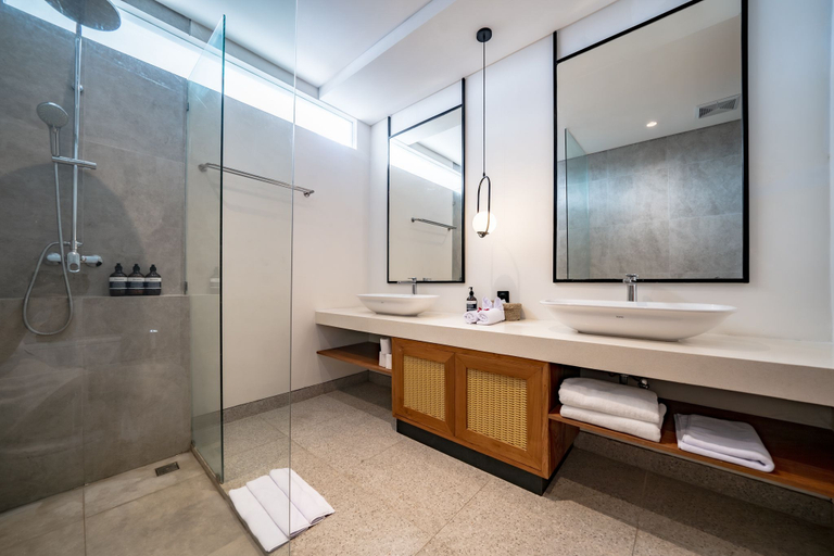 Bathroom 5, RHYS Villa Pererenan, Badung
