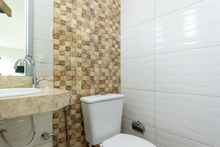 Bathroom 3, House in Quinta do Sol Condominium Qspb005, Pirenópolis