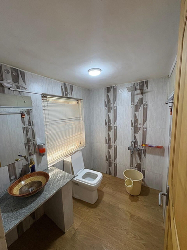 Bathroom 3, Rozana Retreat, The Nilgiris