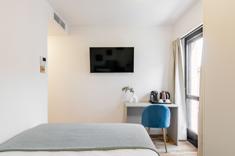 Room 3, Square Rooms by Charming, Madrid